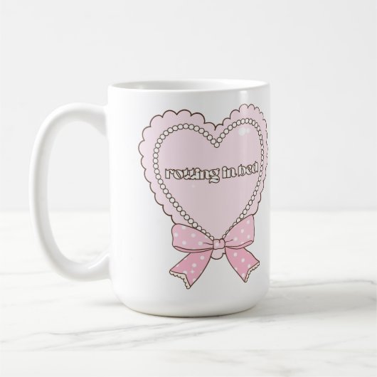 Mug Conception de cœur pourri au lit | Perles et ruban (Gauche)
