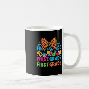 Mug Conception de crayon à nœud coquette première anné