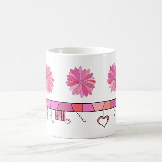 Mug Conception de griffonnage aux nuances du rose avec (Centre)