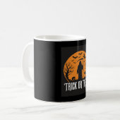 Mug Conception de la Faucheuse pour Halloween Trick or (Devant gauche)