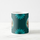 Mug Conception de mandala à feuilles sarcelles sur fon (Centre)
