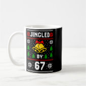 Mug Conception de mème de Noël laid 67 Drôle Six Sept (Gauche)