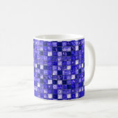 Mug Conception de mosaïque bleue abstraite avec textur (Devant droit)