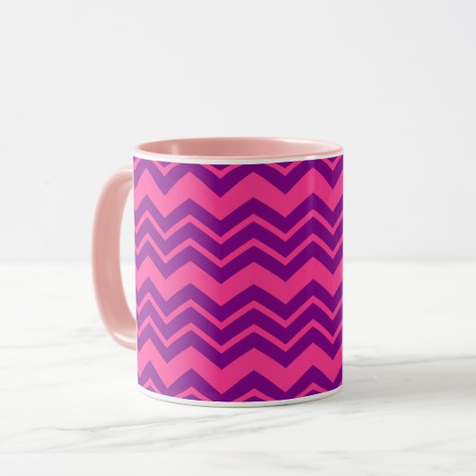 Mug Conception de motif chevron rose et violet (Devant gauche)