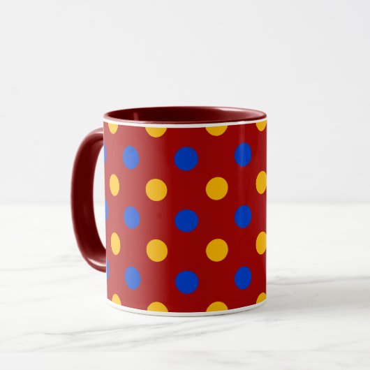 Mug Conception de points polka rouges bleus jaunes (Devant gauche)