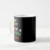 Mug Conception de répétition de jardin de croissance d (Devant gauche)