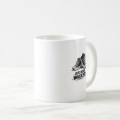 Mug Conception de silhouette de baskets "Just Keep Wal (Devant droit)
