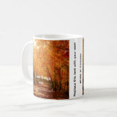 Mug Conception de texte de forêt au lever du soleil (e (Devant gauche)
