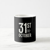 Mug Conception de toile d'araignée Halloween du 31 oct (Centre)