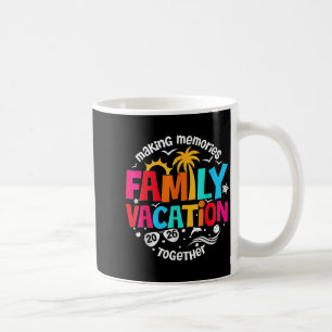 Mug Conception de vacances en famille créant des souve