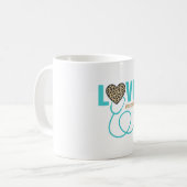 Mug Conception de vecteur de stéthoscope de léopard d' (Devant gauche)