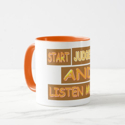 Mug Conception D'Expression Mignée "Juge Moins". Comma (Devant gauche)