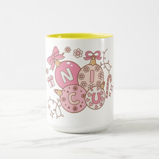 Mug Conception d'ornement de Noël de petite NICU – (Centre)