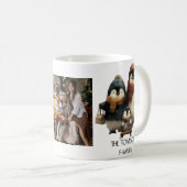Mug Conception personnalisée de famille de manchots d' (Devant droit)
