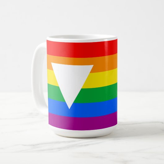 Mug Conception triangulaire Gay pride (Devant gauche)
