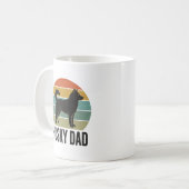 Mug Conception vectorielle de chien rétro Husky Papa V (Devant gauche)