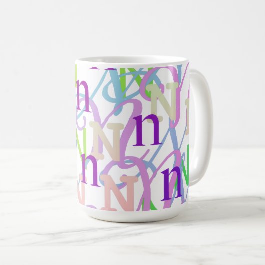 Mug Confettis en forme de lettre "N" (Devant droit)