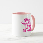 Mug Confident High Standards Saying (Devant droit)