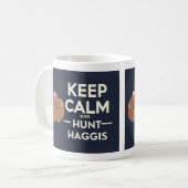 Mug Conserver le calme et la chasse Haggis écossais (Devant gauche)