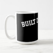 Mug Construit Différemment – Affirmation audacieuse de (Gauche)