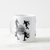 Mug Cool Jouer des silhouettes de football (Devant gauche)