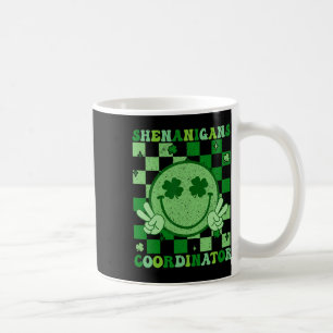 Mug Coordonnateur de Shenanigans Souriant Rétro Groovy