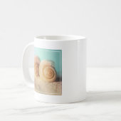 Mug Coquilles de Nautilus sur la plage (Devant gauche)