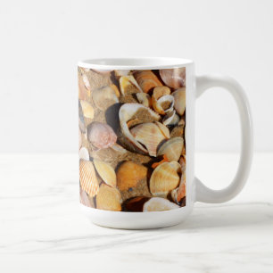 Mug Coquilles sur une plage sablonneuse Andalousie,