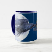 Mug Corbeau noir volant gothique, celtique, Wiccan (Devant gauche)