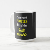 Mug Côté Hustle Cooties Neon Jaune Texte (Devant gauche)