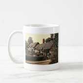 Mug Cottage d'Ann Hathaway, Stratford-sur-Avon, (Gauche)