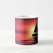 Mug Coucher de soleil, Bateau à voile dans la mer-3918 (Centre)