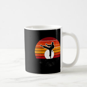 Mug Coucher de soleil des arts martiaux rétro - Karaté