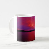 Mug Coucher de soleil rose vif sur le lac Arrowhead (Devant gauche)