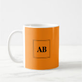 Mug Couleur unie orange avec monogramme (Gauche)