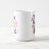 Mug Coupe moderne de café "fin" à la main (Centre)