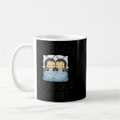 Mug Couple de bourdons mignons se câlinent (Gauche)