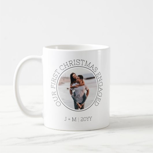 Mug Couple minimum 2 photo Notre premier Noël engagé (Gauche)