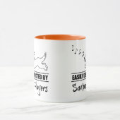 Mug Courir un chien facilement distrait par les joueur (Centre)