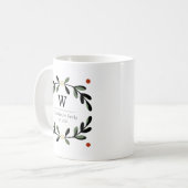 Mug Couronne de ferme de vacances avec monogramme (Devant gauche)