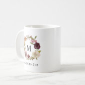Mug Couronne de monogramme de nom à l'aquarelle floral (Devant gauche)