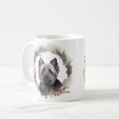 Mug Couronne de Noël festive Terrier de Skye Chien fes (Devant gauche)