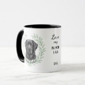 Mug Couronne d'eucalyptus Labrador noir monogramme (Devant gauche)