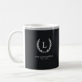 Mug Couronne Élégante Moderne Nom de Famille Initiale (Gauche)