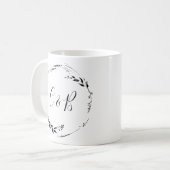 Mug Couronne florale à monogramme écriture blanche mar (Devant gauche)