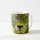 Mug Coussin de brousse léopard olive (Devant droit)