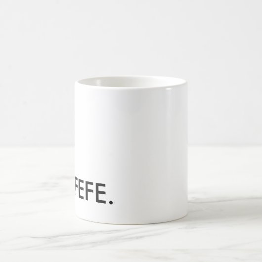 Mug Covfefe. (Centre)