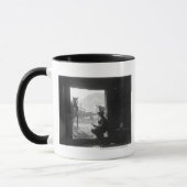 Mug Cowboy dans une porte avec des chevaux (Gauche)
