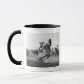 Mug Cowboy sur cheval sauvage s'opposant (Gauche)