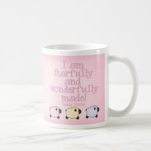 Mug Craintivement et merveilleusement fait - rose